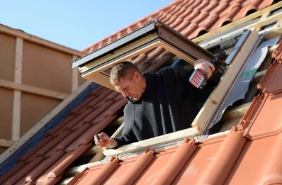 Pose de fenêtres de toit Velux à Menet